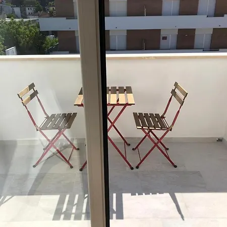 Rs306 - Marcelli, Monolocale In Centro Con Parcheggio * مارشيللي