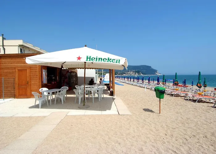 Rs306 - Marcelli, Monolocale In Centro Con Parcheggio Apartment