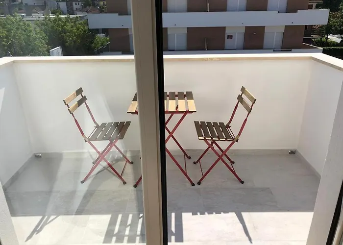 Rs306 - Marcelli, Monolocale In Centro Con Parcheggio * Marcelli